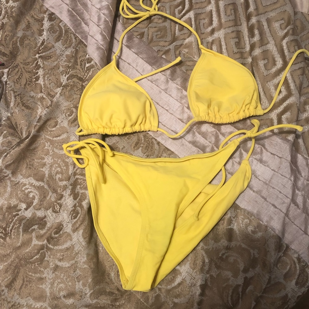 Yellow bikini
